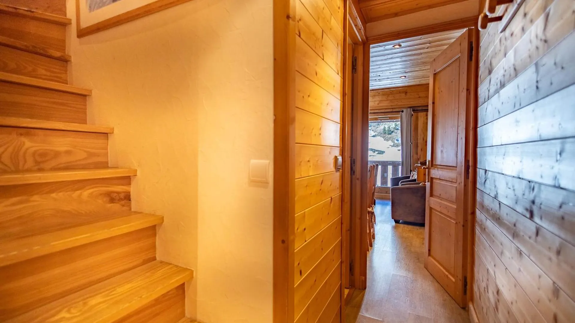 Duplex For 4 People - Ski-In - Ski-Out Meribel 0*,  France